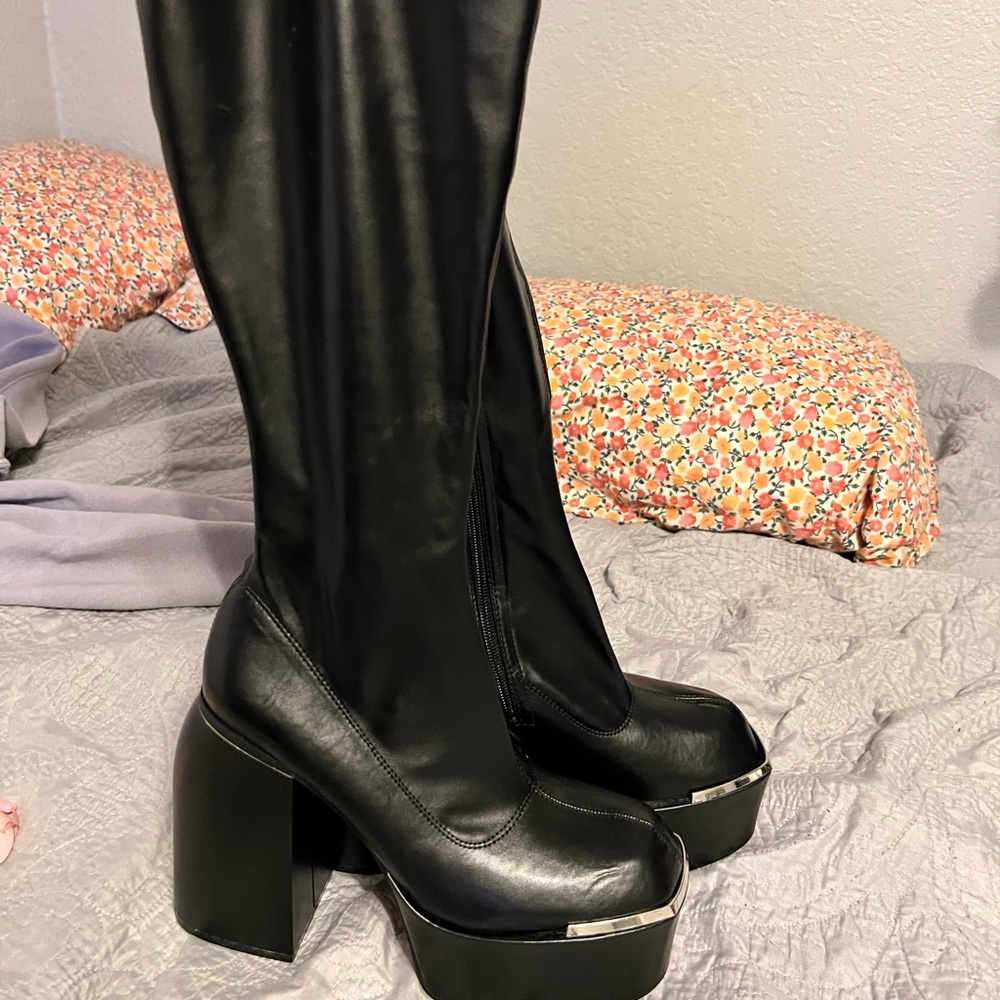 Lemonade Strength Knee High Boots sz 8 - Picture 4 of 6